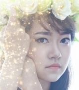 Cô Thanh luyện viết chữ đẹp Hà Nội 